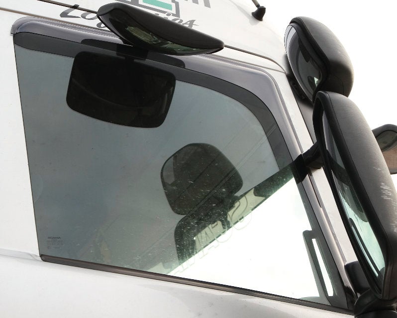 Wind deflector suitable for Scania Streamline 13- Fits normal &amp; insulated window