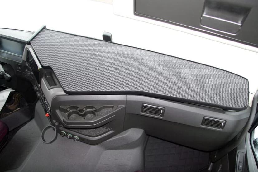 Table XXL For the new Volvo FM (FM5) - Black