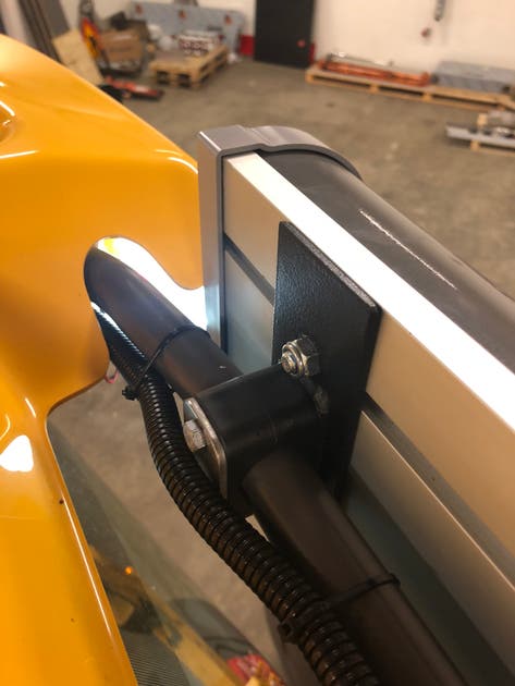 Mounting kit Aeroslim 20x87 for Volvo wheel loaders