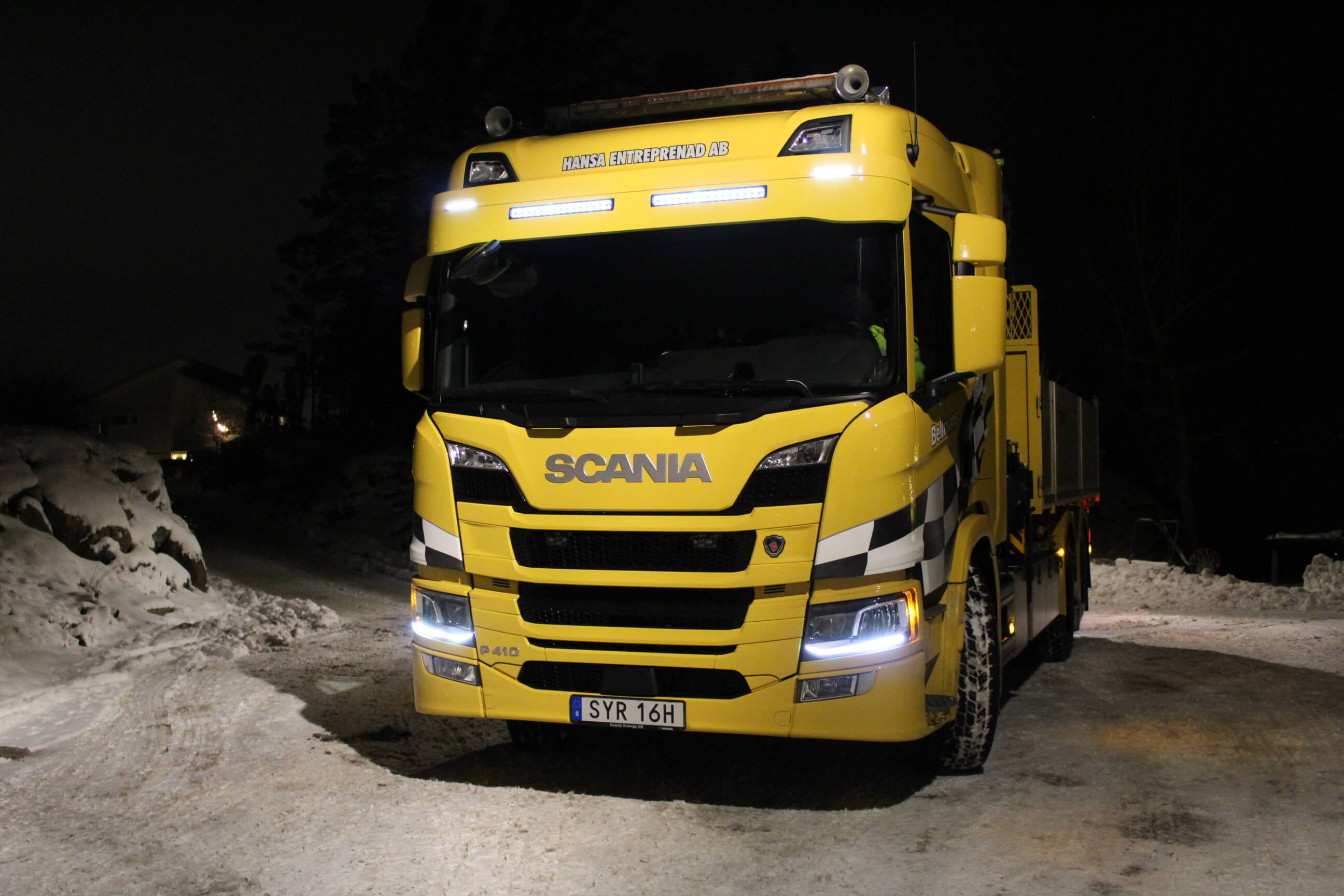 Sunvisor 30cm for Scania NG with Vision X LED panels